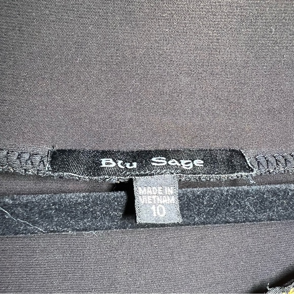 Blu Sage Linen Blend Aztec Mustard Yellow Embroidered Neckline Size 10 - Picture 3 of 3